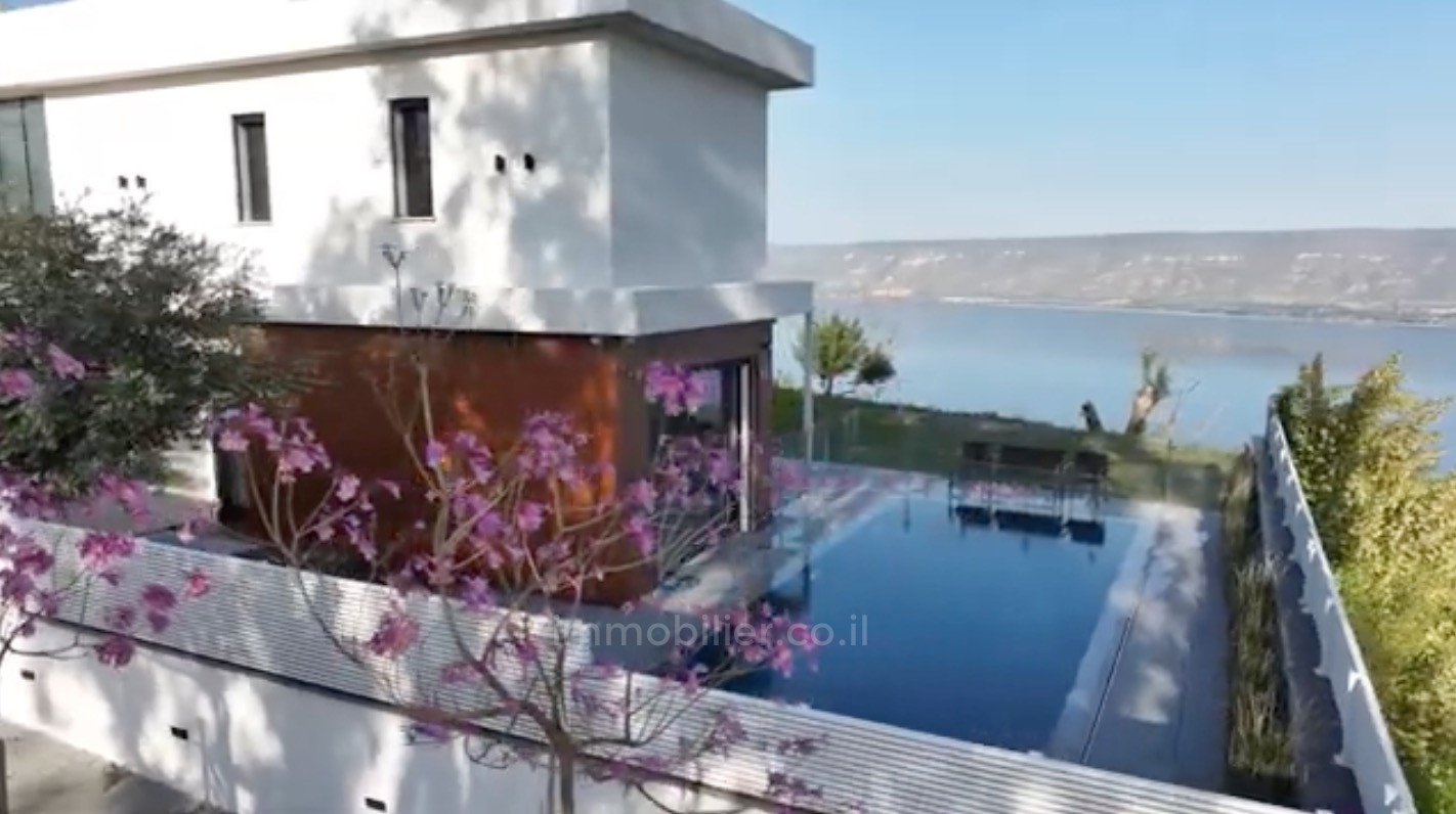 Dzielnica mieszkaniowa villa de luxe sur la falaise vue panoramique a 500m au dessus de la mer de galilee kineret