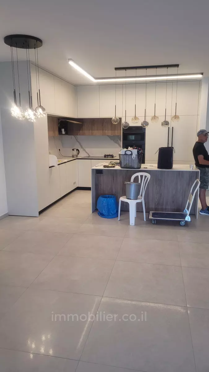 Apartamento 5 cômodos Ashdod Dalet 634-IBL-10