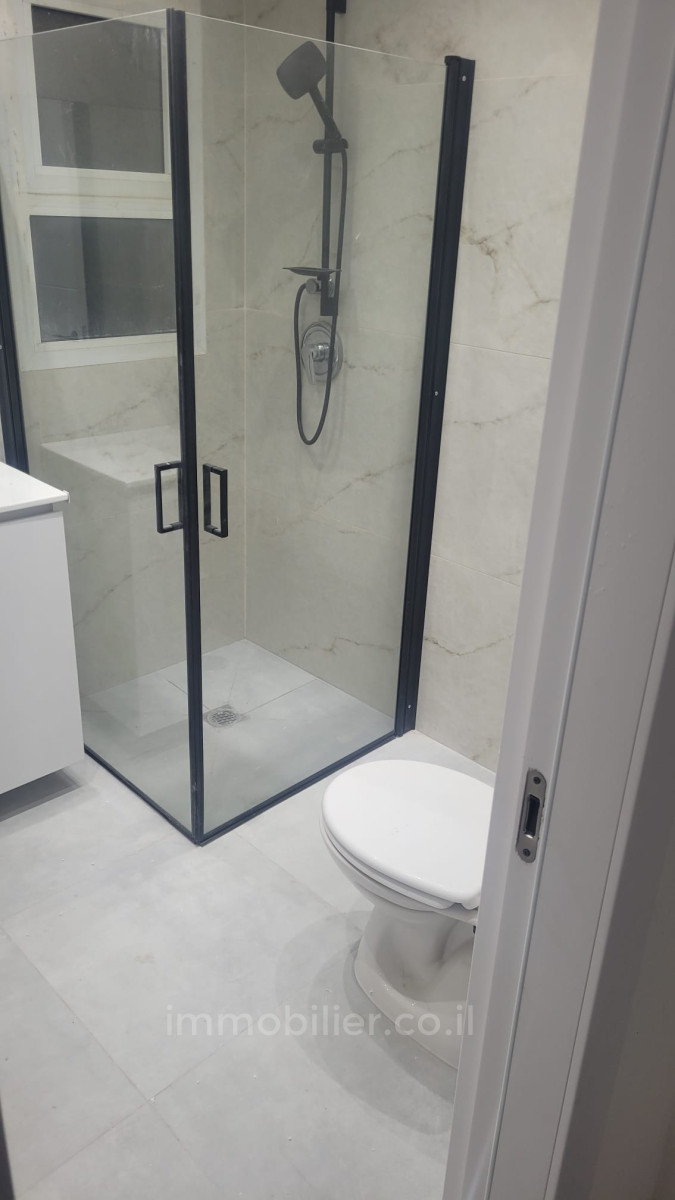 Quartier résidentiel A vnendre 3.5 pieces