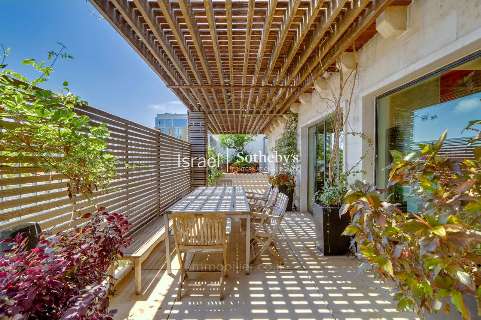 פנטהאוז 8 חדרים תל אביב יפו העתיקה 651-IBL-47