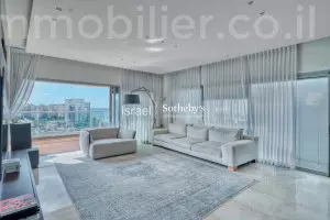 Apartamento 4 cômodos Tel Aviv Tsouk Beach