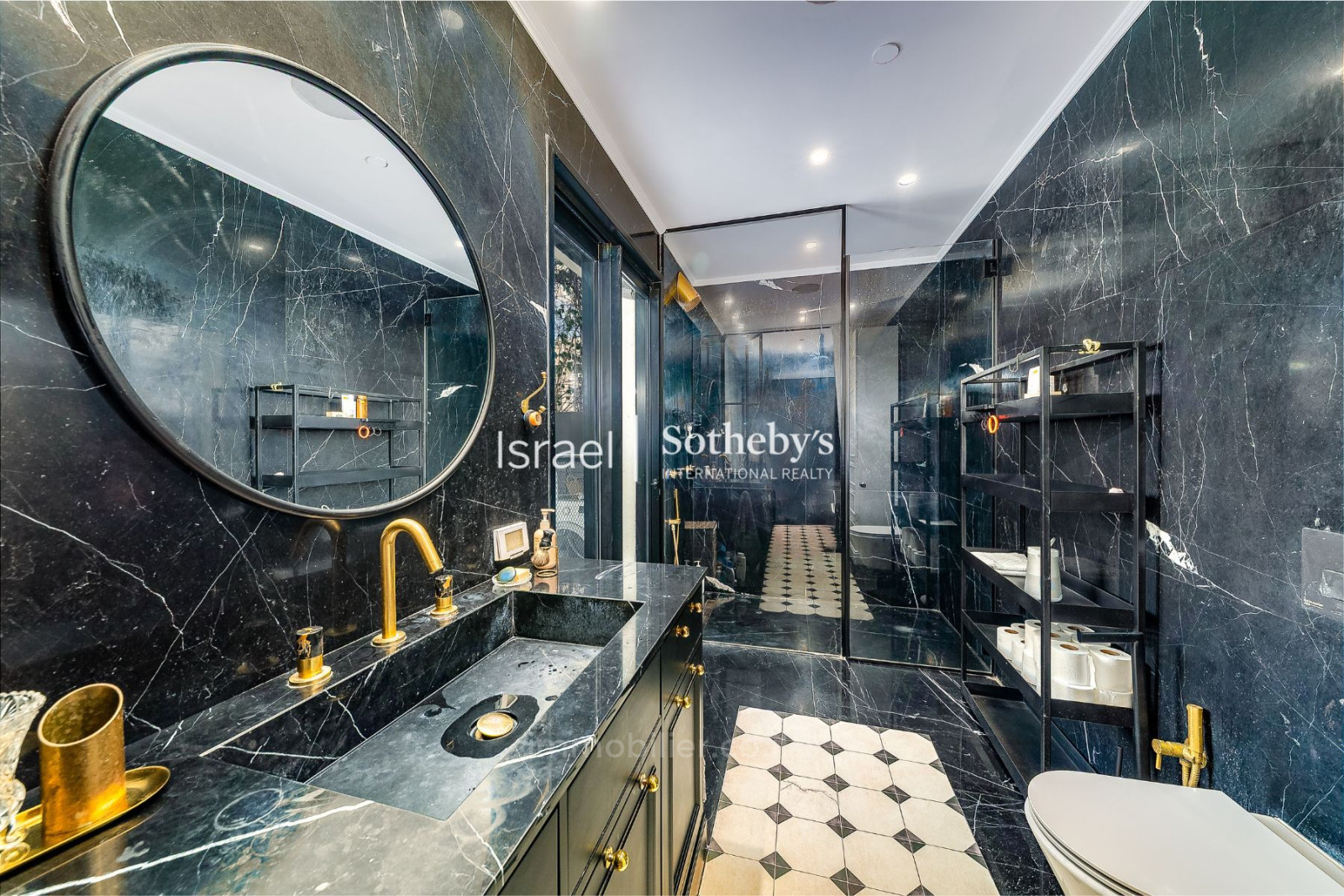 Dzielnica mieszkaniowa Magnifique penthouse avec piscine au centre de tel aviv