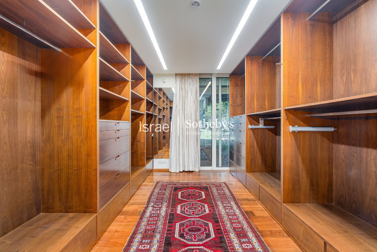 Quartier résidentiel Villa exceptionnelle avec piscine