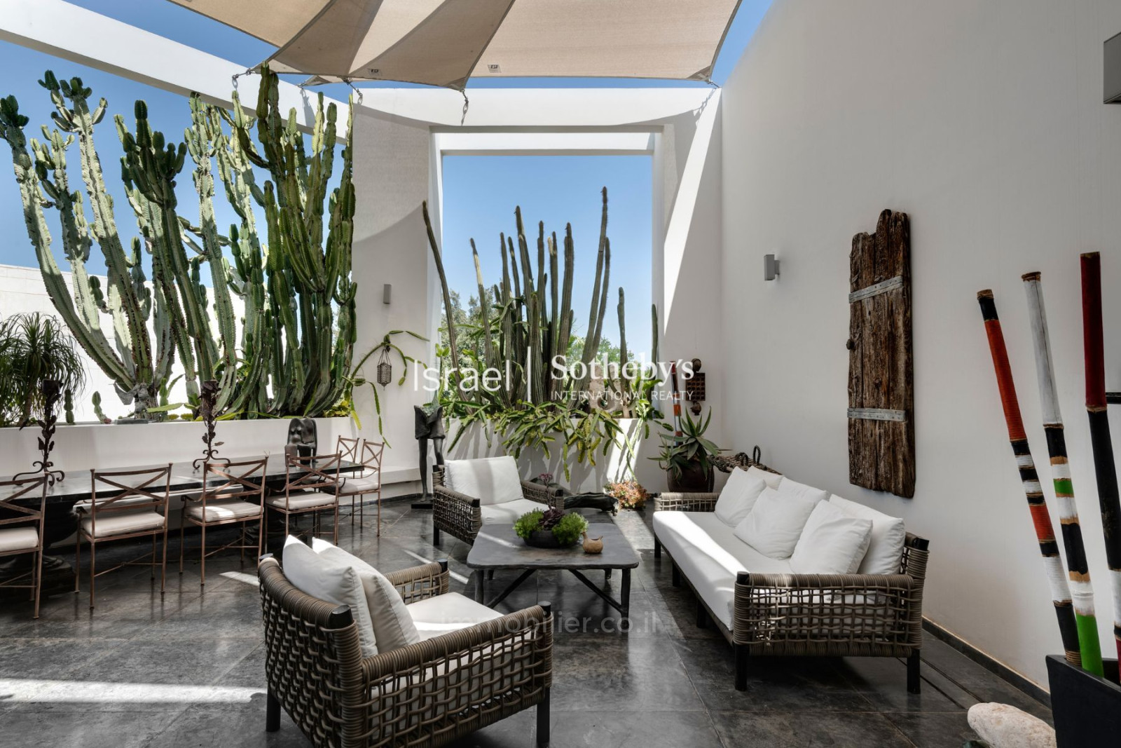 Dzielnica mieszkaniowa Appartement duplex concu architecturalement a tel aviv nord