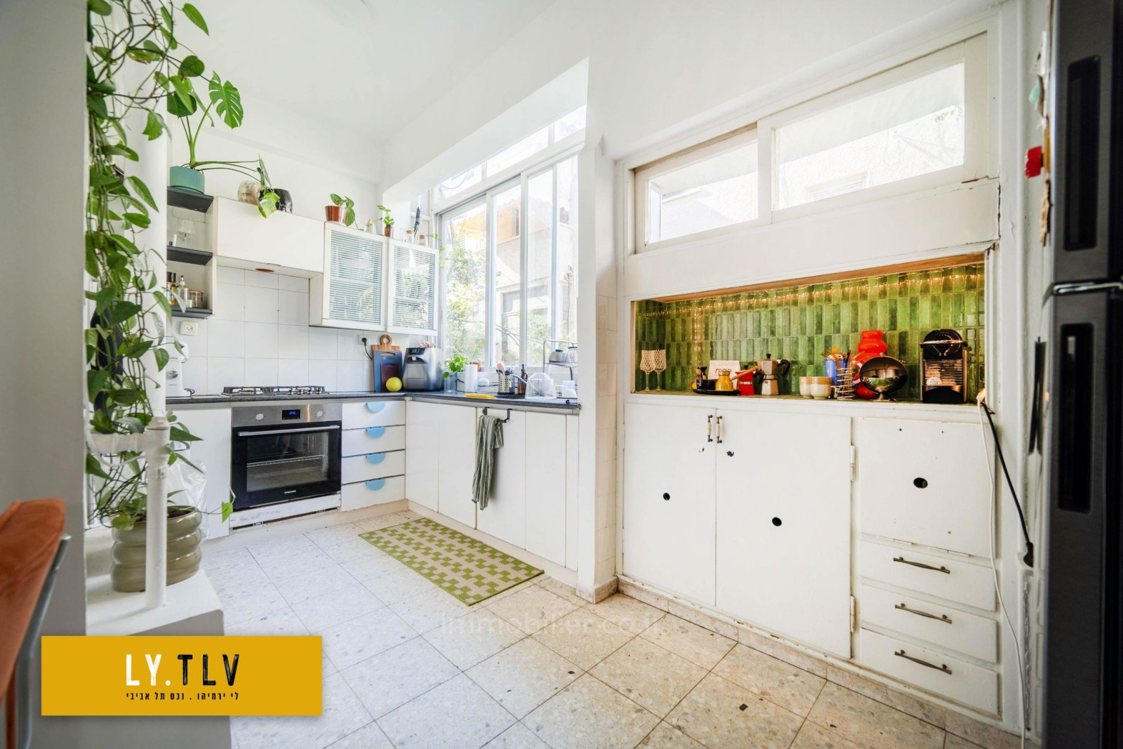 Жилой квартал Superbe 3 pieces avec parking entre dizengoff center et rothschild