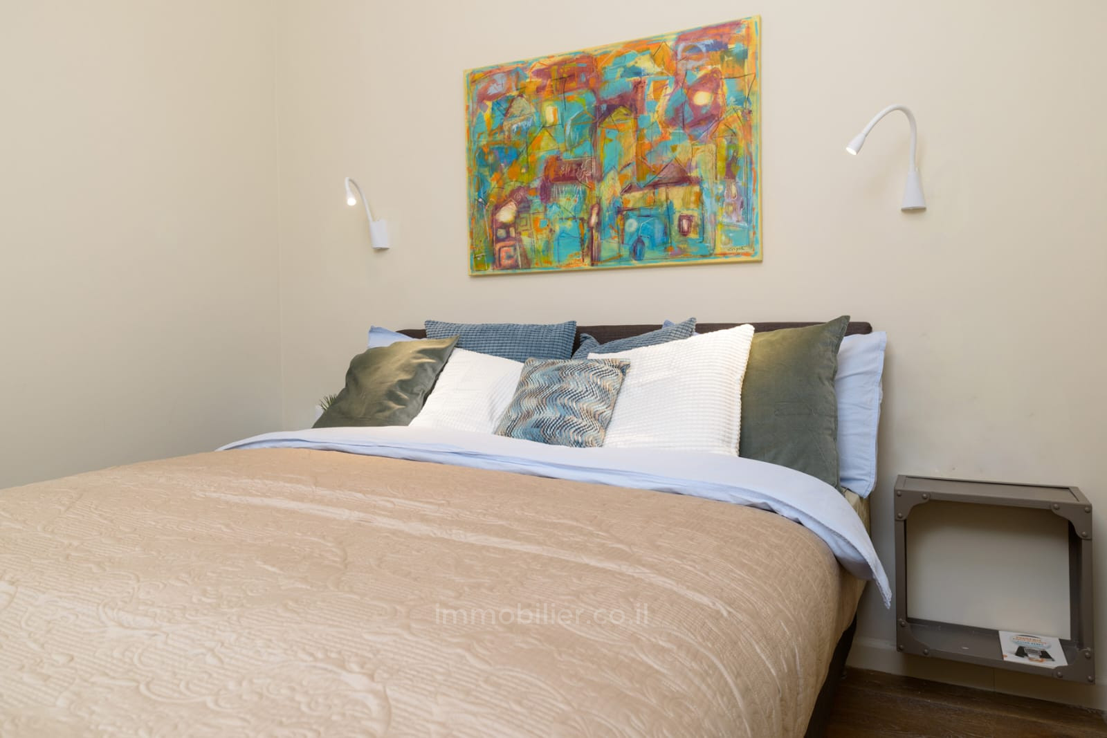 Wohnquartier Superbe 2 pieces avec parking balcon et cave rue shenkin