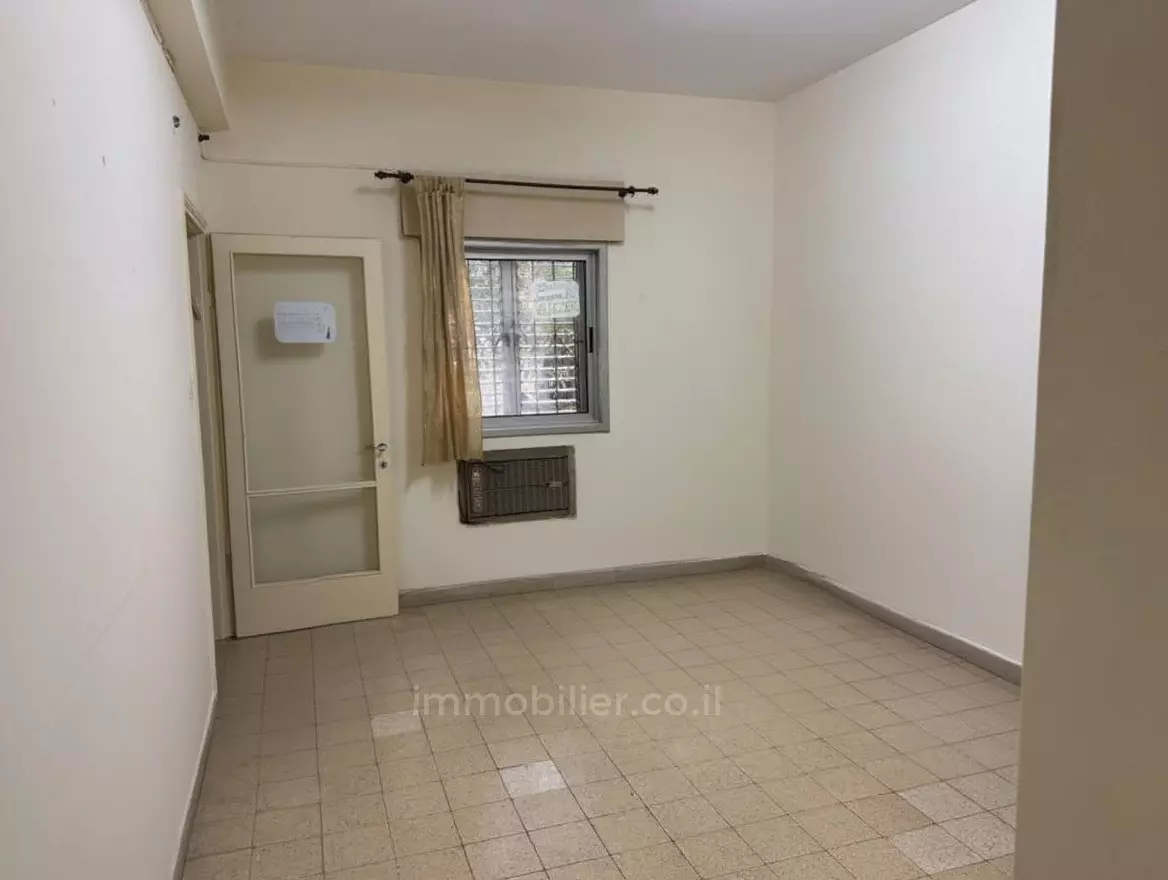 דירה 4 חדרים תל אביב לב תל אביב 804-IBL-138