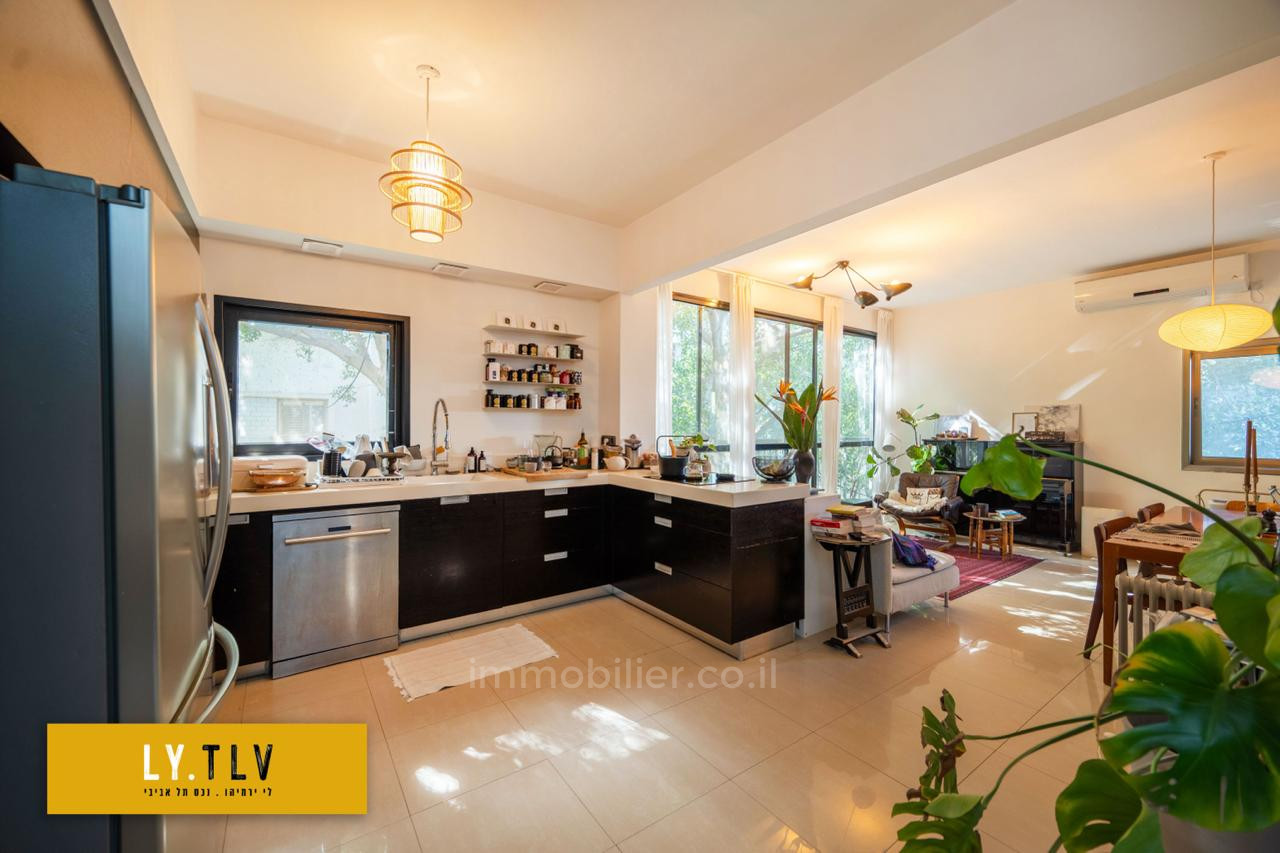 Wohnquartier Superbe duplex avec 45m2 de toit en plein coeur de tel aviv