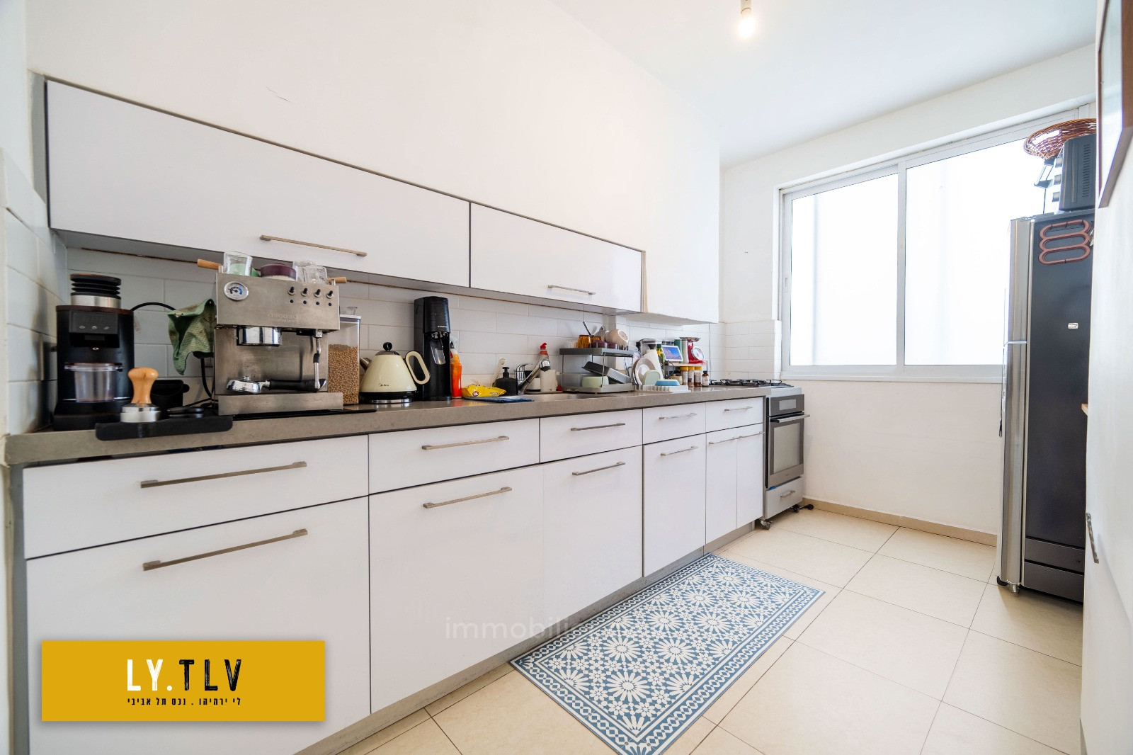 Dzielnica mieszkaniowa Beau 2 pieces renove a cote du park hayarkon au calme