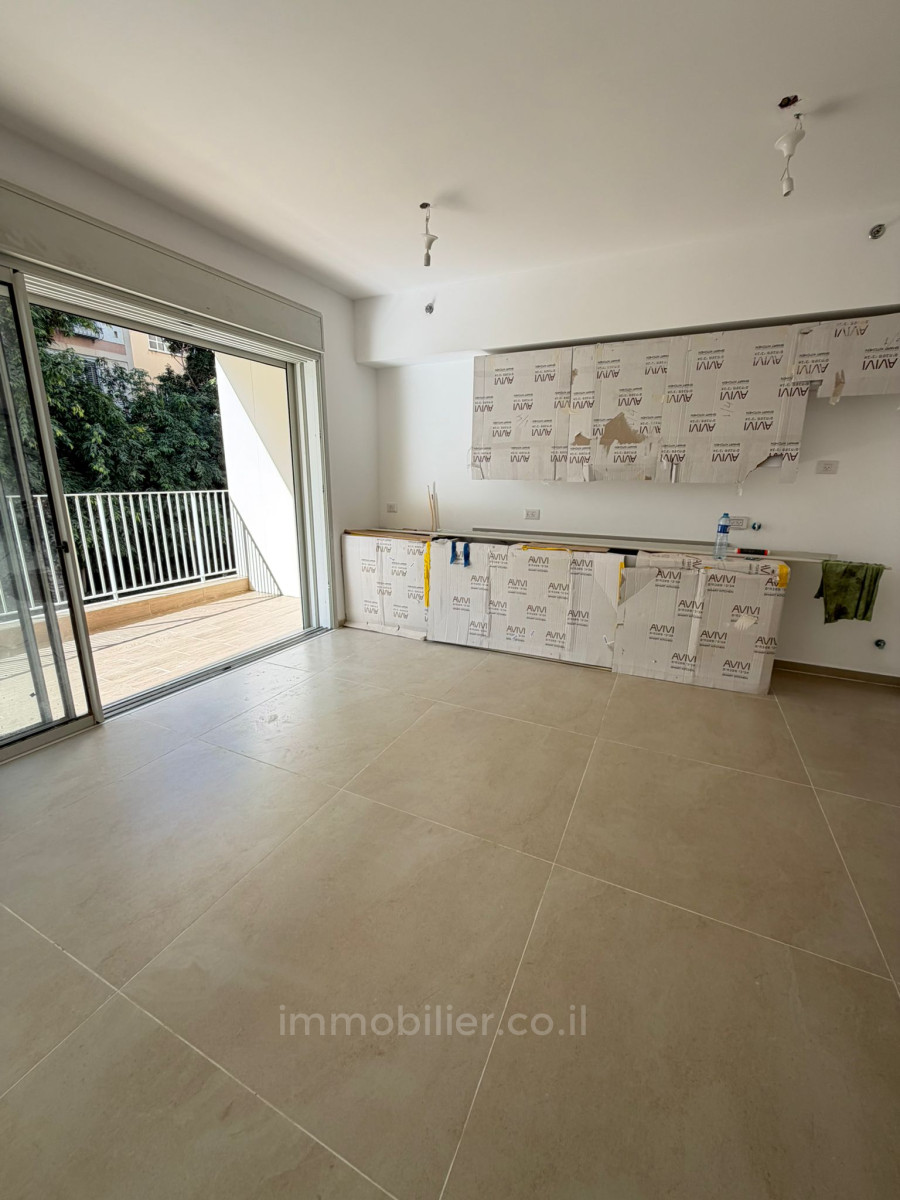 Residential quarter Superbe 3 pieces a soutine dans projet neuf avec parking et mamad