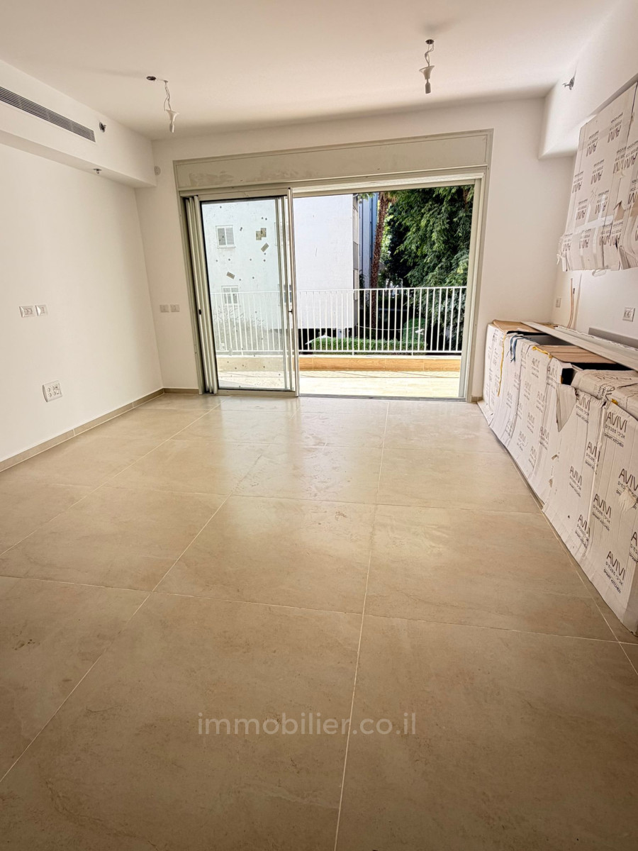 Residential quarter Superbe 3 pieces a soutine dans projet neuf avec parking et mamad