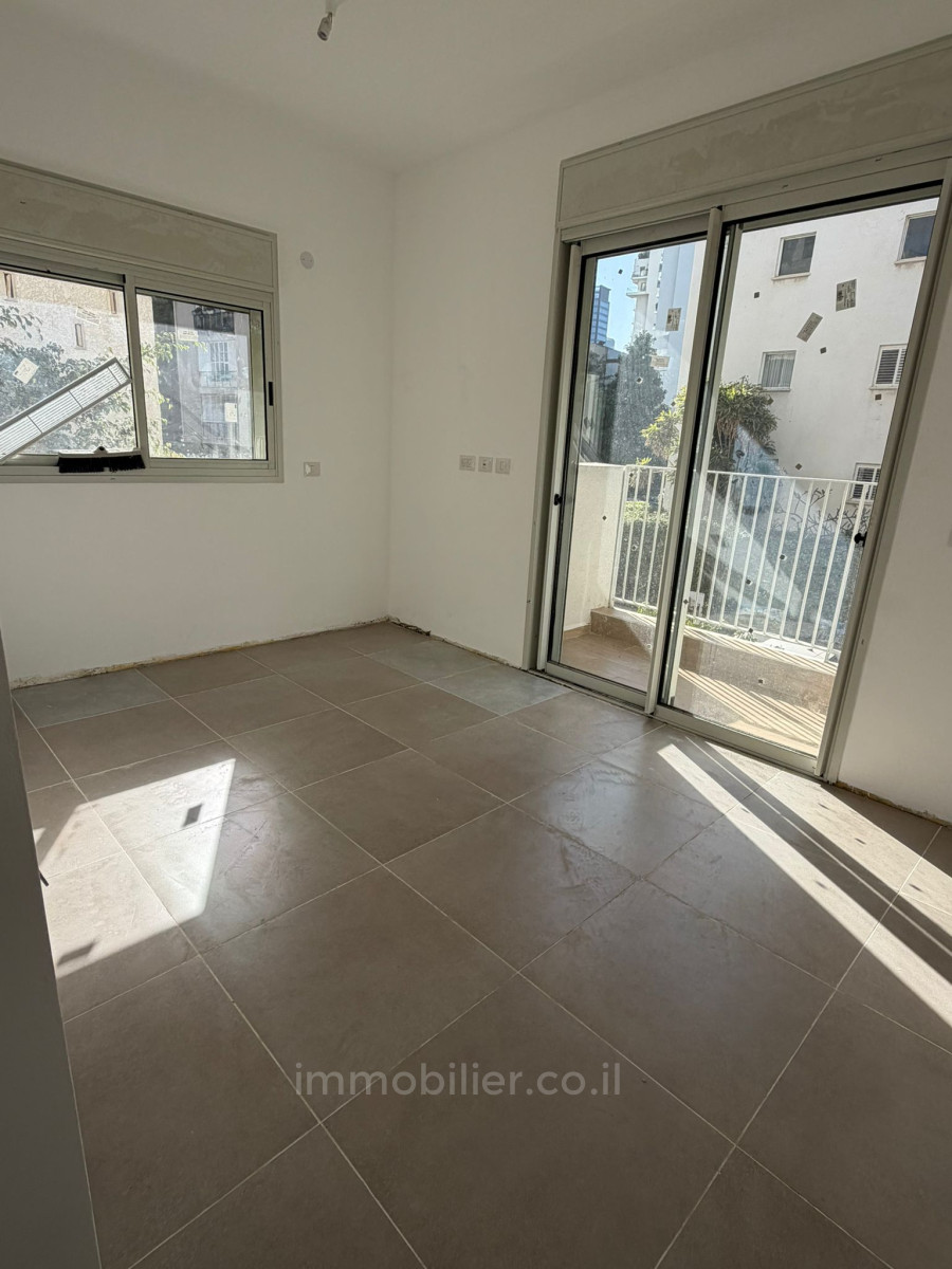 Residential quarter Superbe 3 pieces a soutine dans projet neuf avec parking et mamad