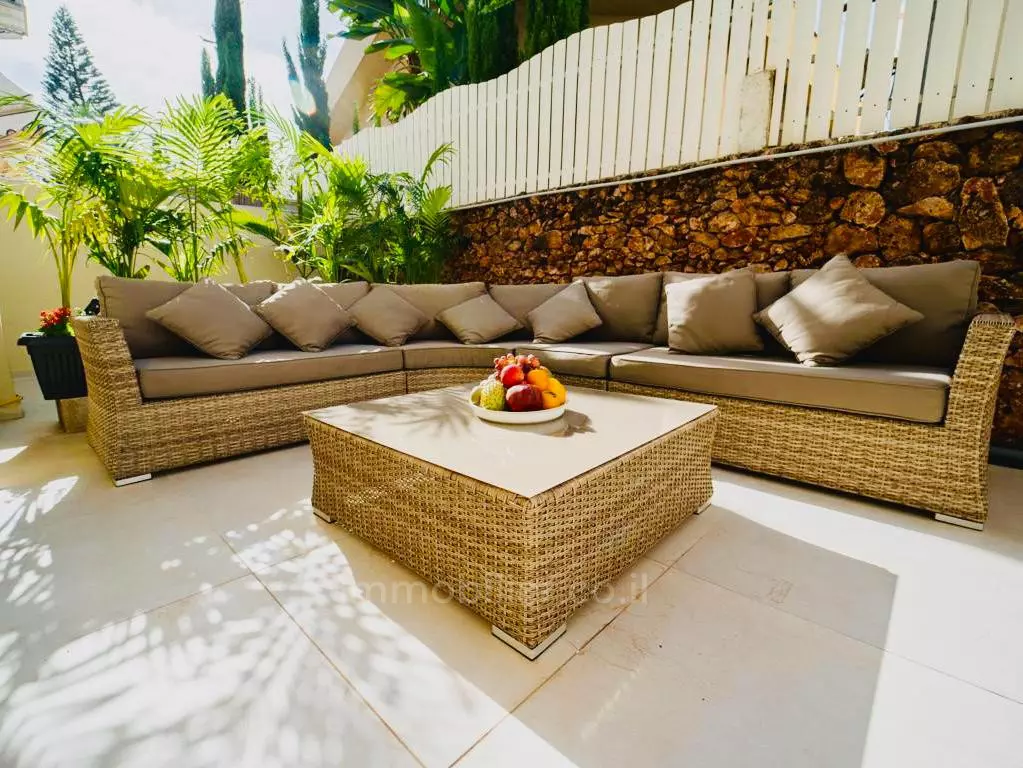 Villetta 9 stanze Hadera Distretto HaOtssar 809-IBL-3