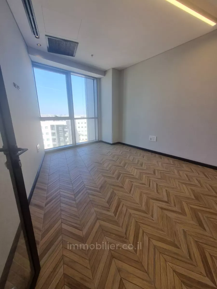 Office 3 rooms Jerusalem Givat Shaoul 814-IBL-19