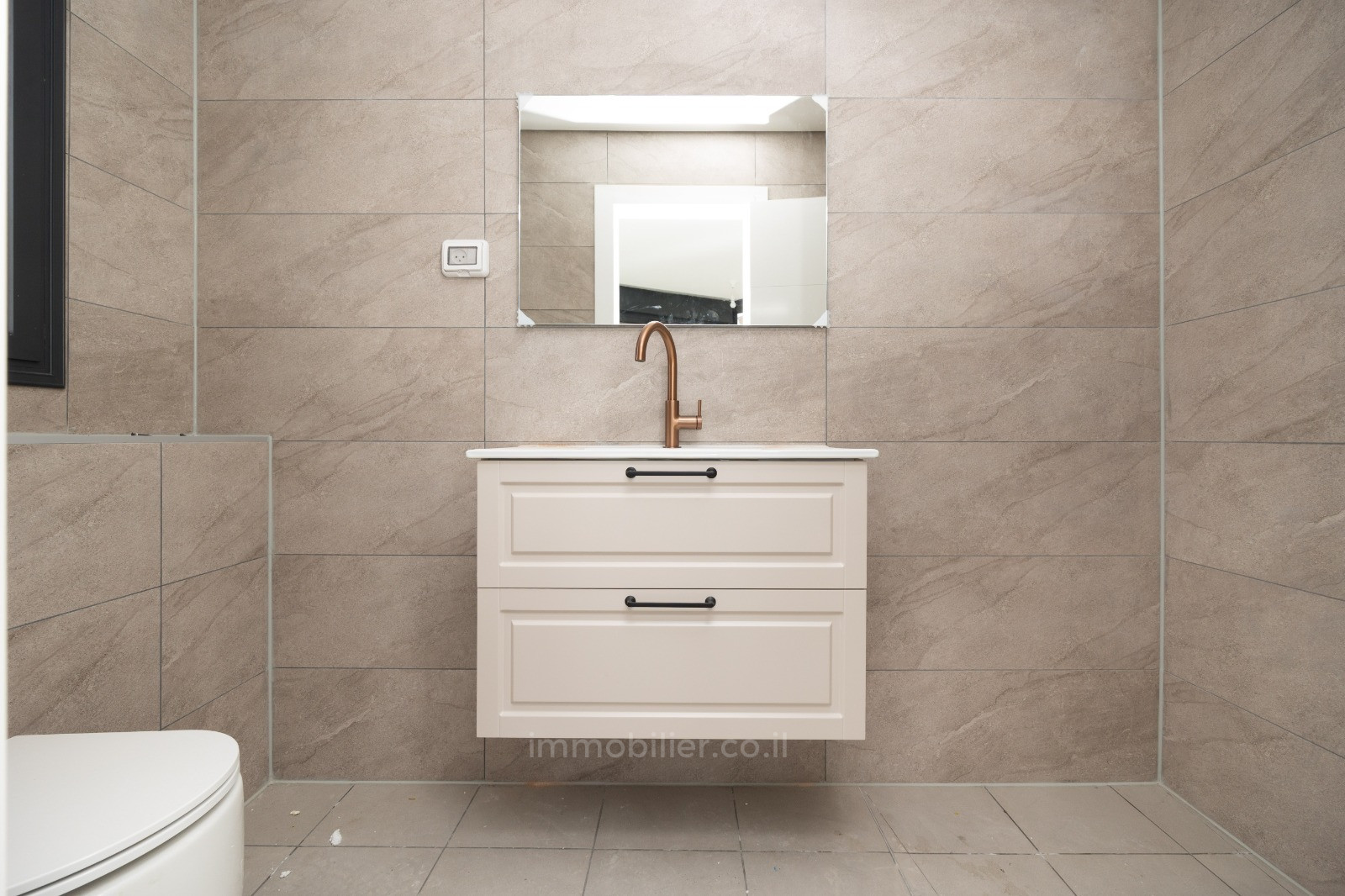 Quartier résidentiel 4 pièces neuf avec double terrasse &amp; vue panoramique – mekor haim