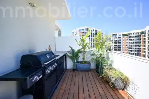 Cobertura 5 cômodos Tel Aviv Kerem Hatemanim