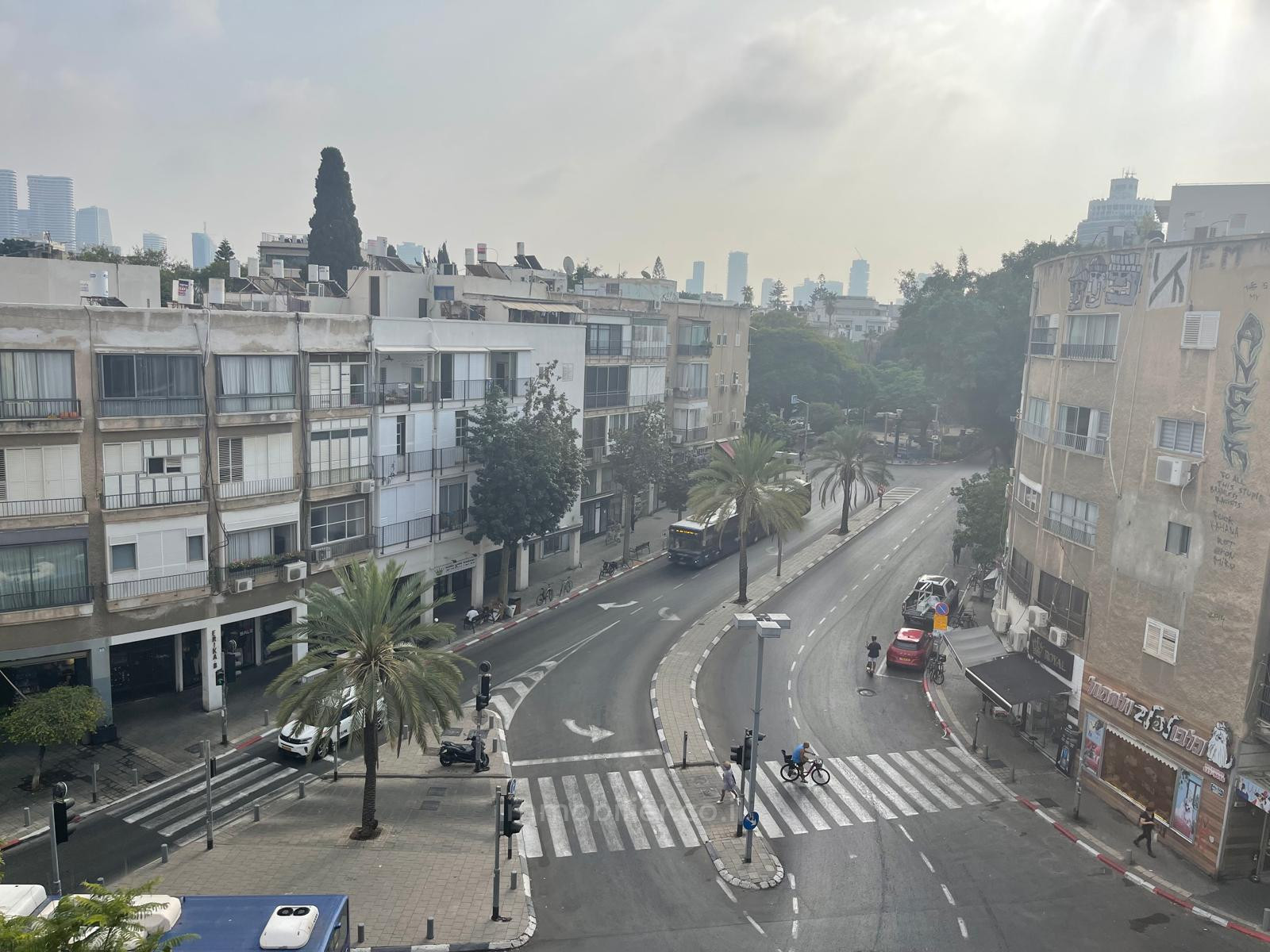 Wohnquartier A vendre tel aviv rue frishmanplace mazaryk grand 2 pieces de 81 m emplacement premium ideal investissement et airbnb