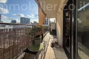 Apartamento 4 cômodos Tel Aviv Montifiory