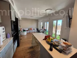 Дуплекс 4 комнат Tel Aviv Florentine