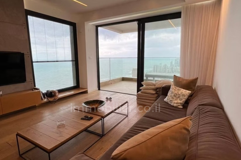 Wohnviertel Bat yam itzhak sadeh mini penthouse de standing avec vue mer panoramique