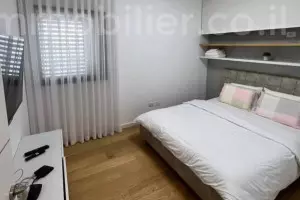 Appartement 5 pi&egrave;ces Bat yam Sud-Ouest