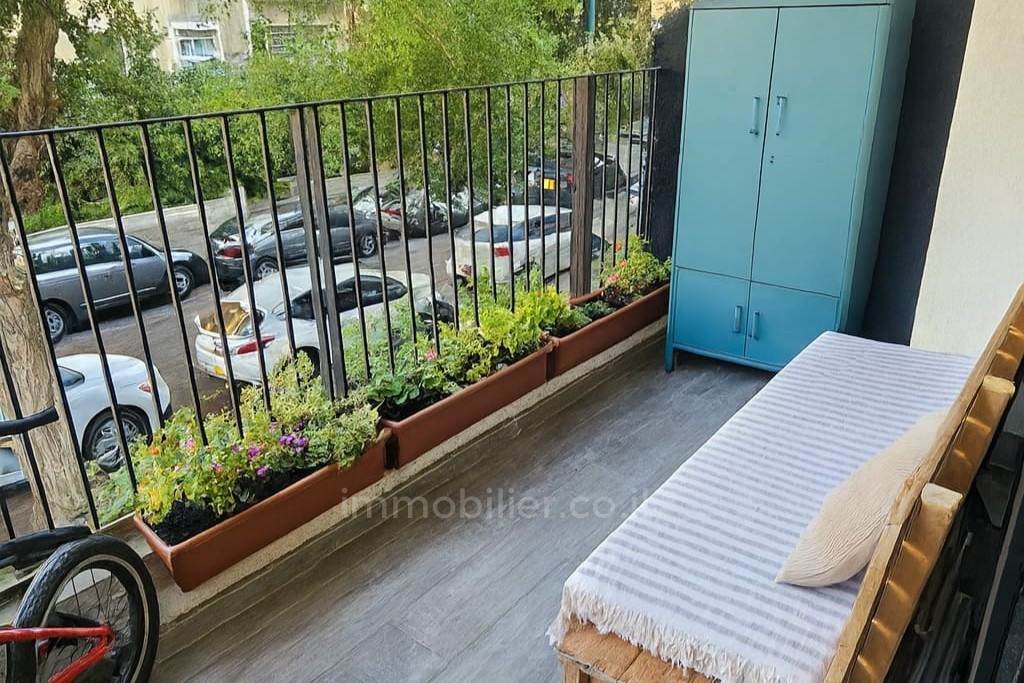 Жилой квартал A vendre appartement comme neuf 3 pieces renove apres tama shlomo hamelekh tel aviv