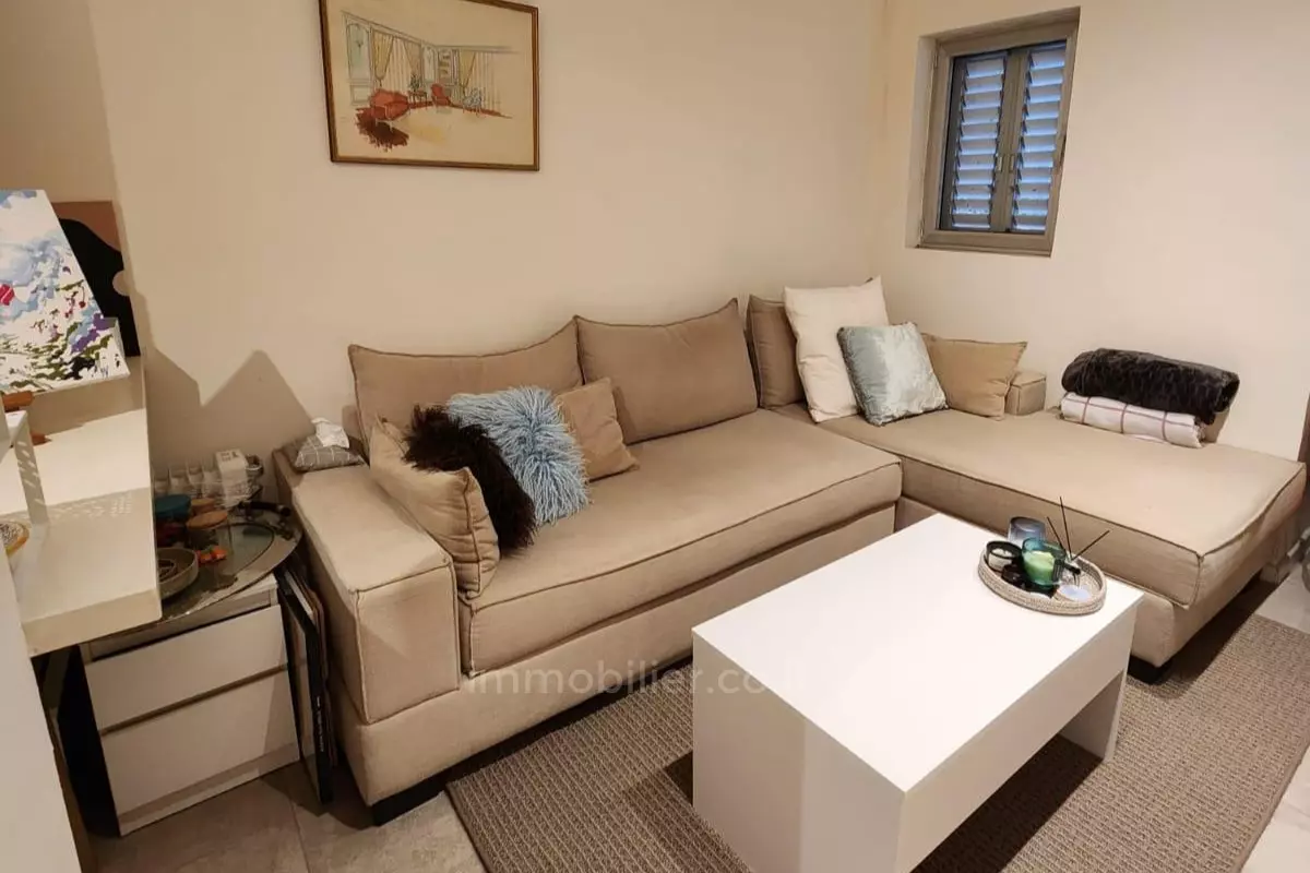 Квартира 2 комнат Tel Aviv Lev Tel-Aviv 828-IBL-167