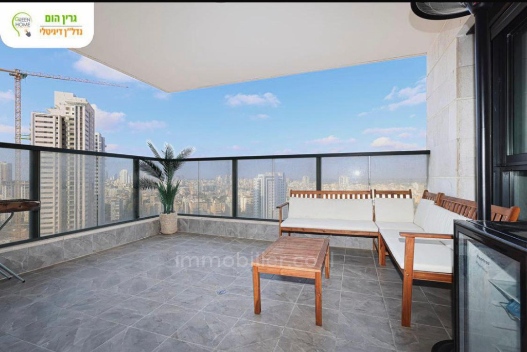 Barrio residencial A vendre appartement neuf 4 pieces rehov amnon lipkin shahak park hayam netanya