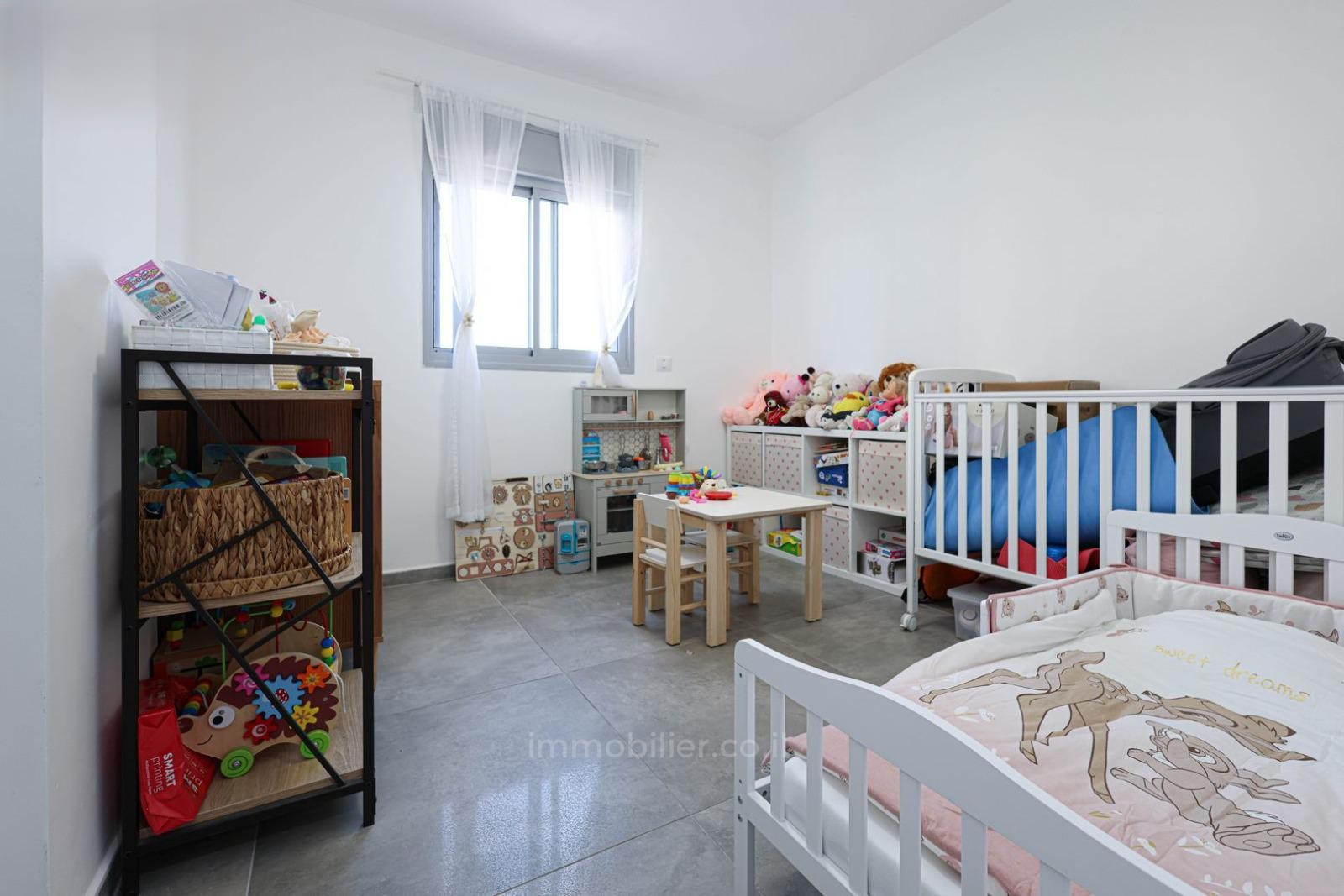 Wohnquartier A vendre appartement 4 pieces a kiryat sanz rue yehuda hanassi netanya