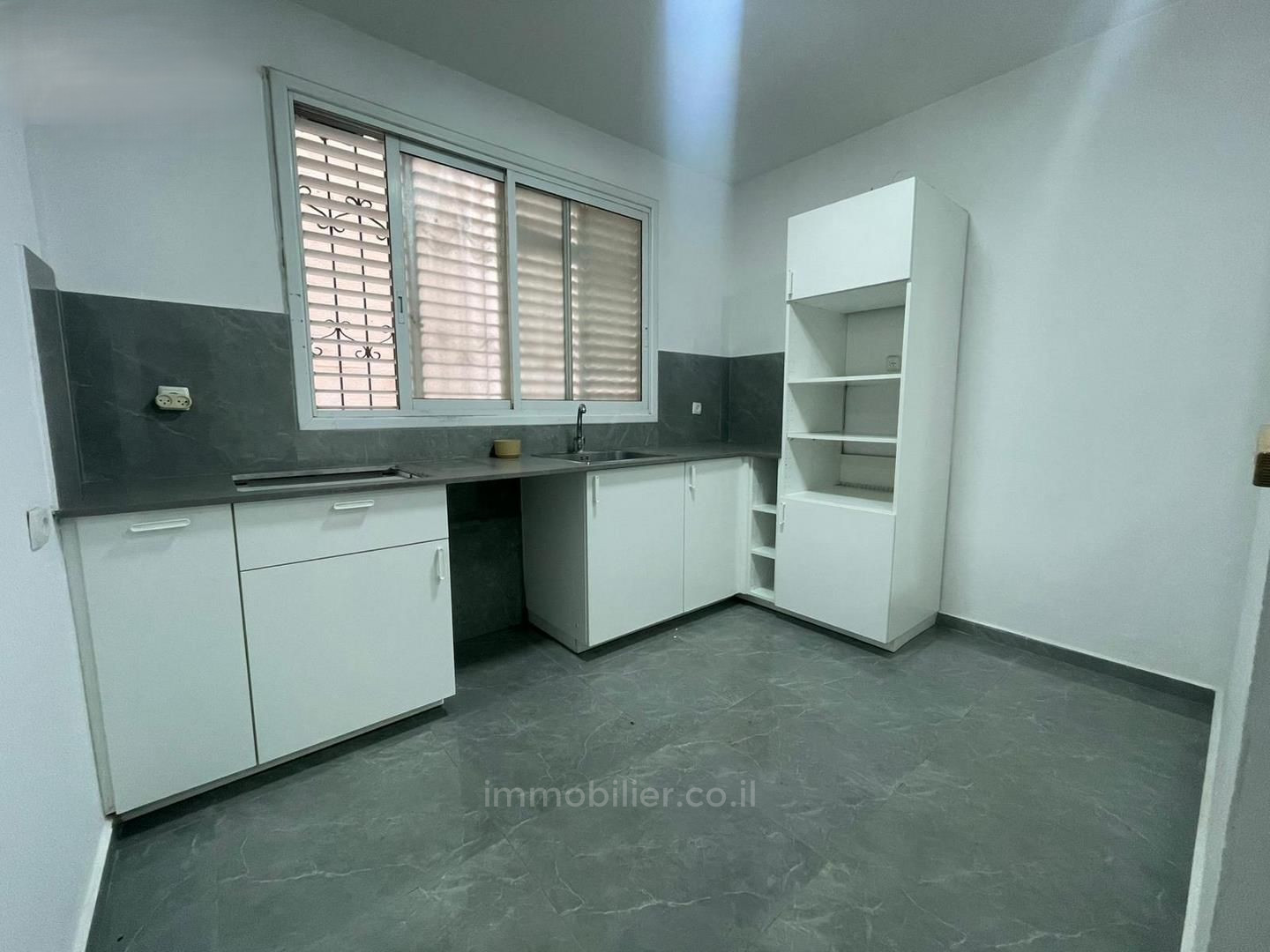 Quartier résidentiel À vendre | appartement 3 pieces a dizengoff – netanya special investisseur (projet pinoui-binoui avance)