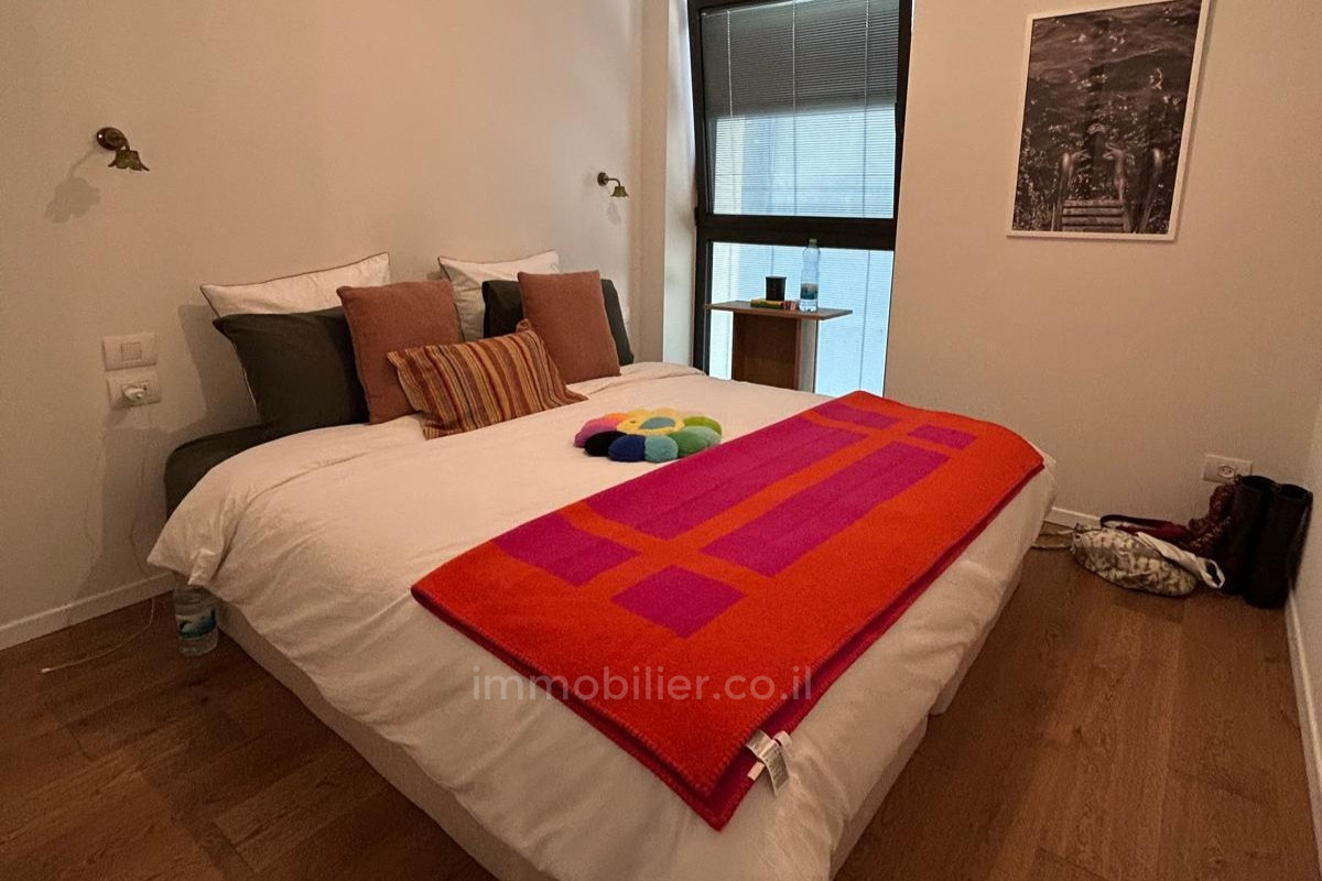 Wohnviertel Vivre comme dans un village au calme au coeur de lamerican colony 2 pieces balcon