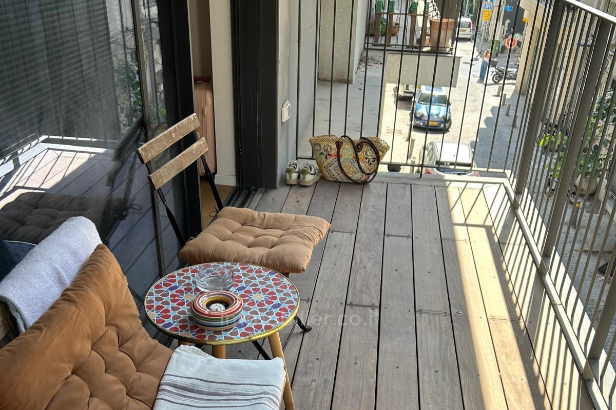 Wohnquartier Vivre comme dans un village au calme au coeur de lamerican colony 2 pieces balcon