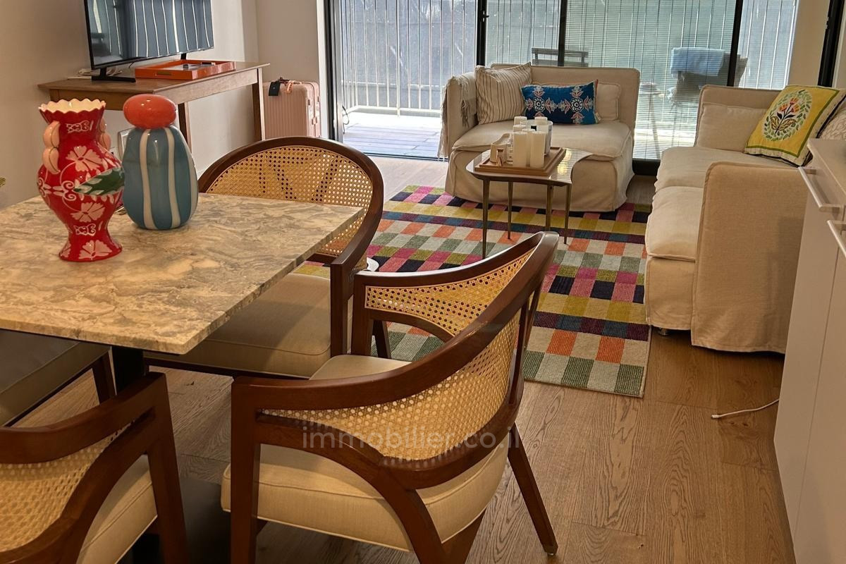 Wohnquartier Vivre comme dans un village au calme au coeur de lamerican colony 2 pieces balcon