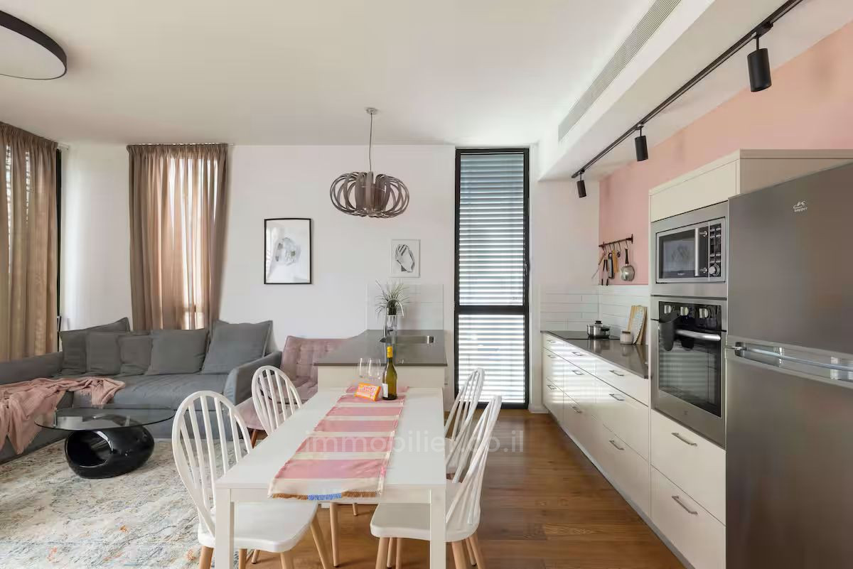 Dzielnica mieszkaniowa A vendre appartement 3 pieces haut de gamme immeuble recent etage 4 avec vue degagee