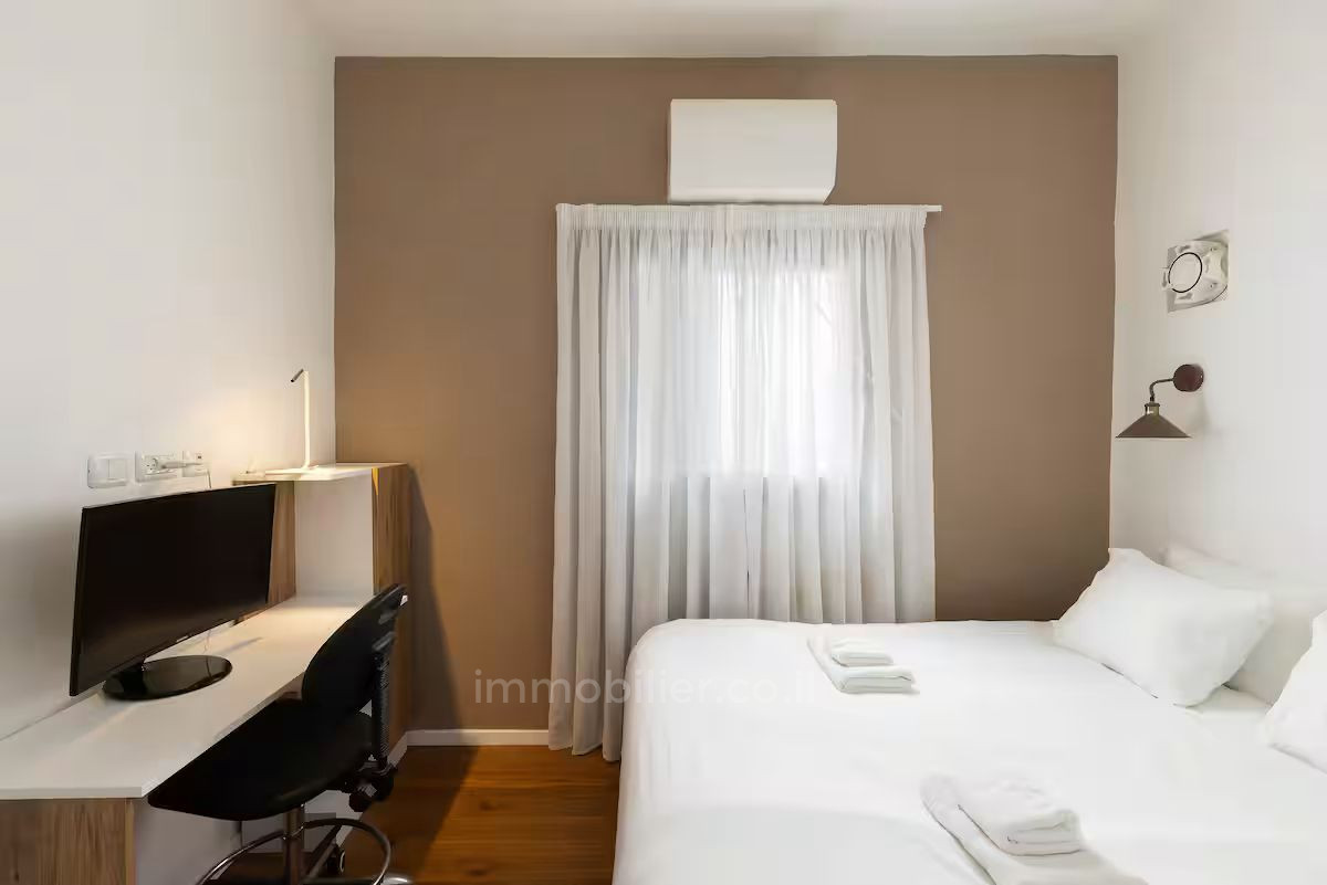 Wohnviertel A vendre appartement 3 pieces haut de gamme immeuble recent etage 4 avec vue degagee