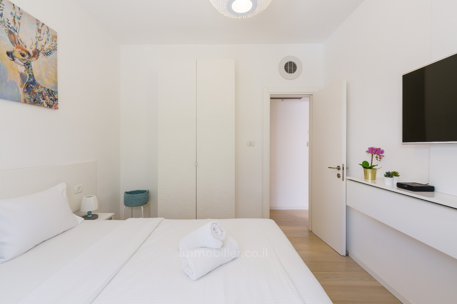 Quartier résidentiel A vendre - 2 pieces proche mer dans immeuble recent tres bien entretenu