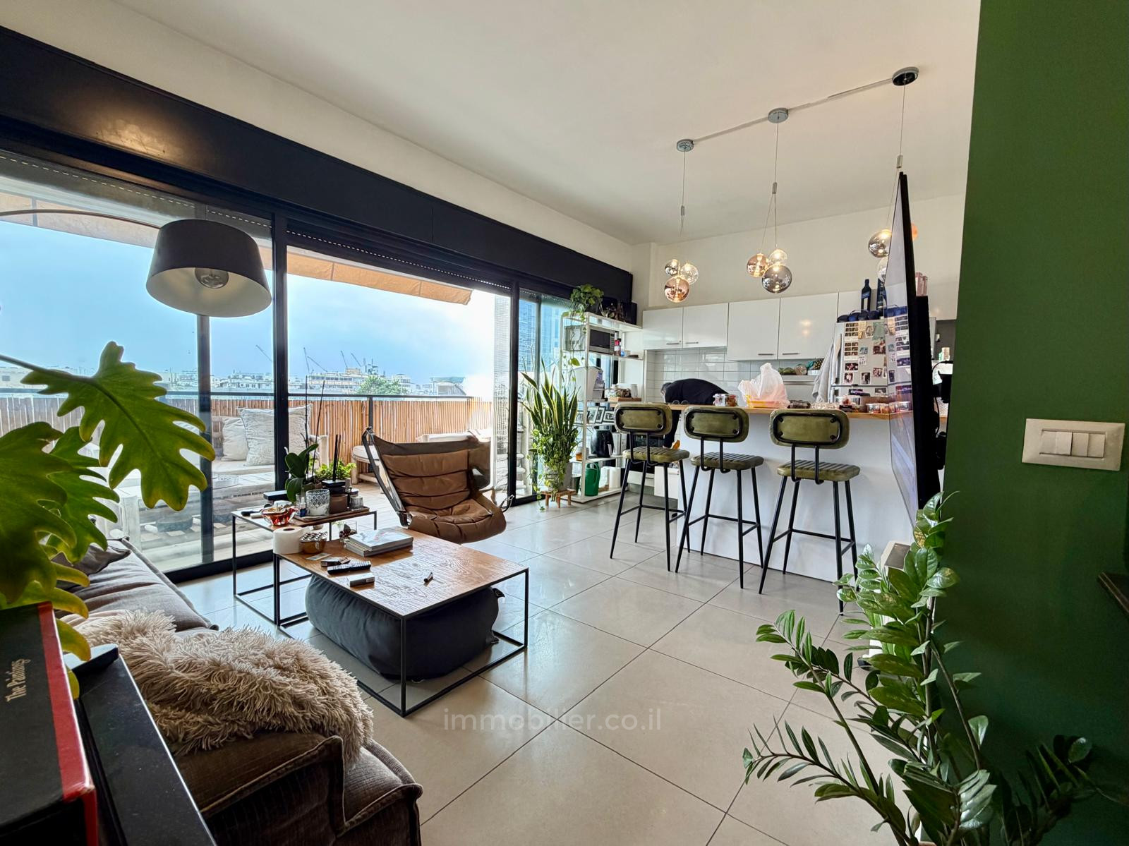 Dzielnica mieszkaniowa A vendre appartement renove 3 pieces dans immeuble neuf rue lilienblum tel aviv yafo