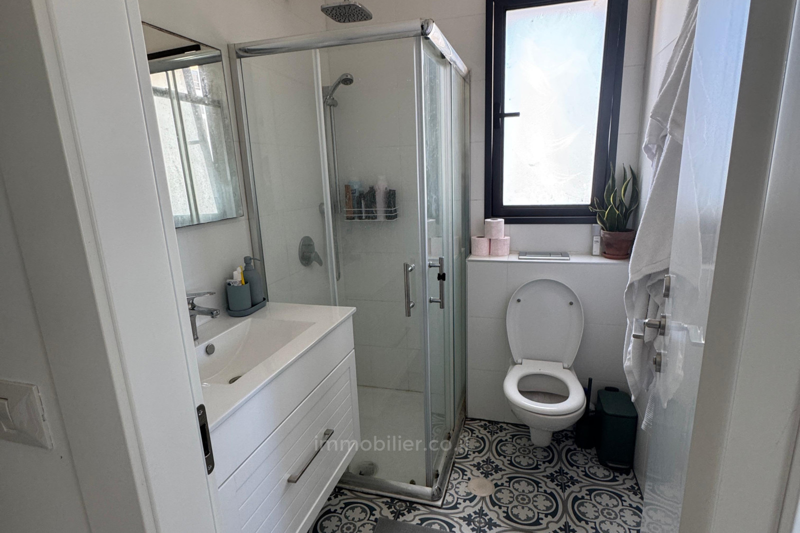 Residential quarter Appartement 3 pieces rue ehud manor a bat yam 76m16m vue degagee