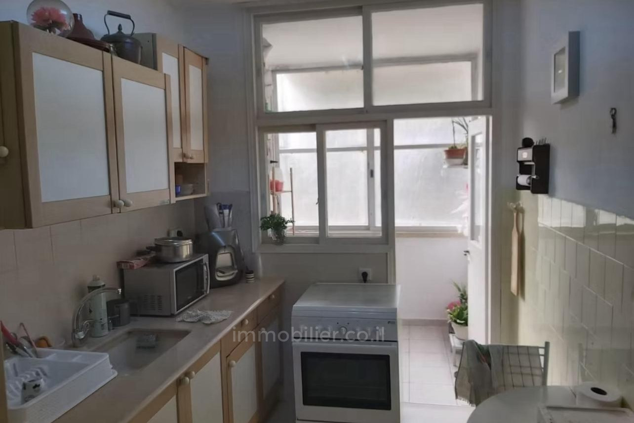 Wohnquartier Appartement a vendre centre bat yam rue jabotinsky zone recherchee
