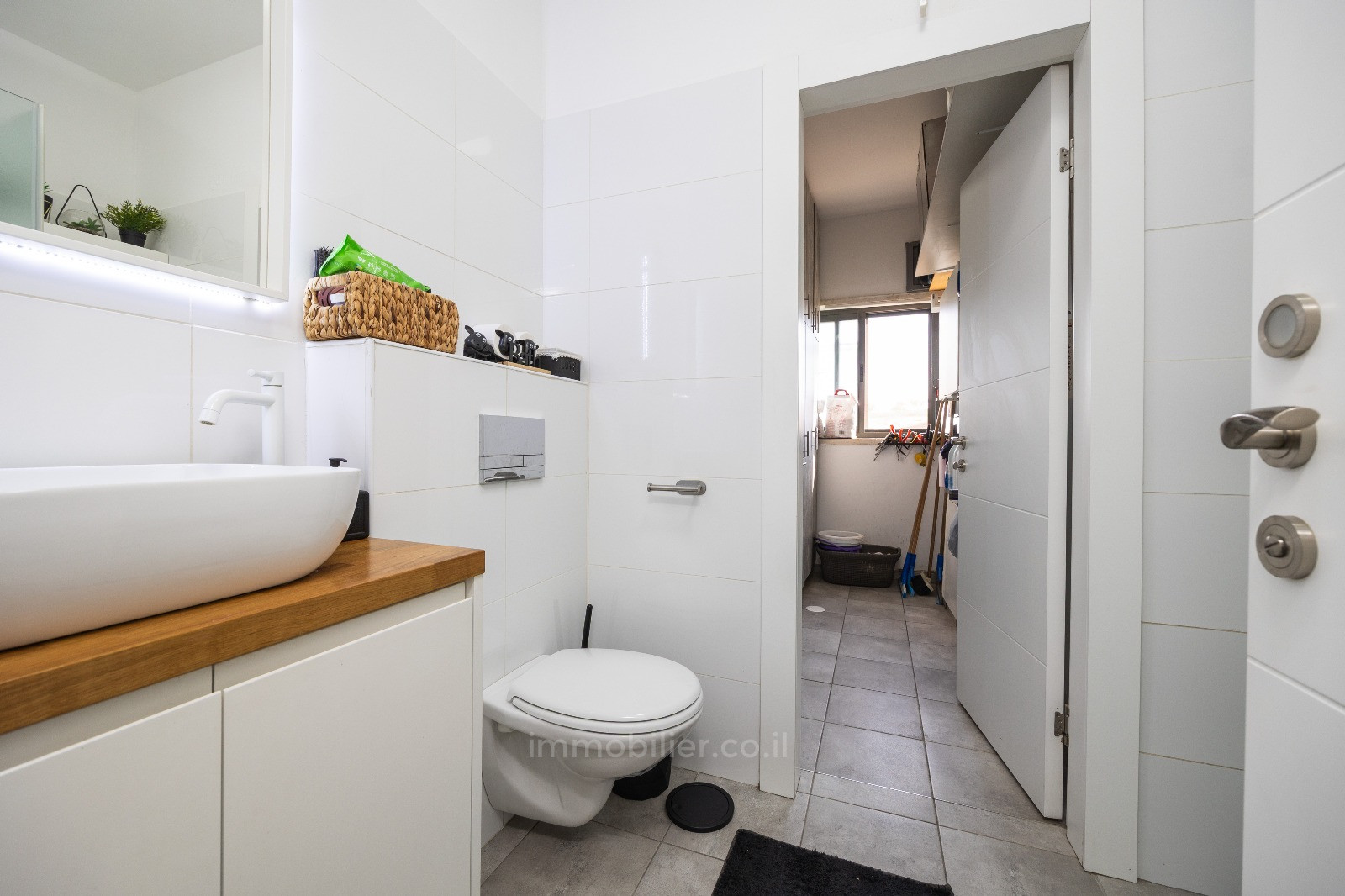 Жилой квартал Penthouse rare a har homa avec revenu passif et vue a couper le souffle