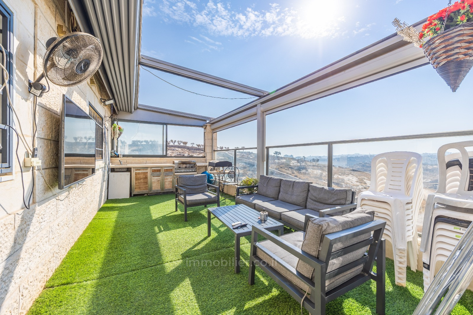 Dzielnica mieszkaniowa Penthouse rare a har homa avec revenu passif et vue a couper le souffle