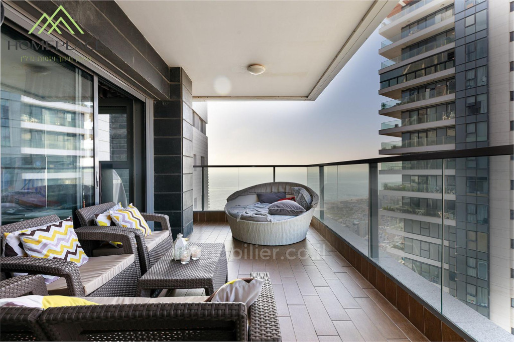 Wohnviertel 5 pieces projet luxueux tour nave veritable paradis au 23e etage face a la mer