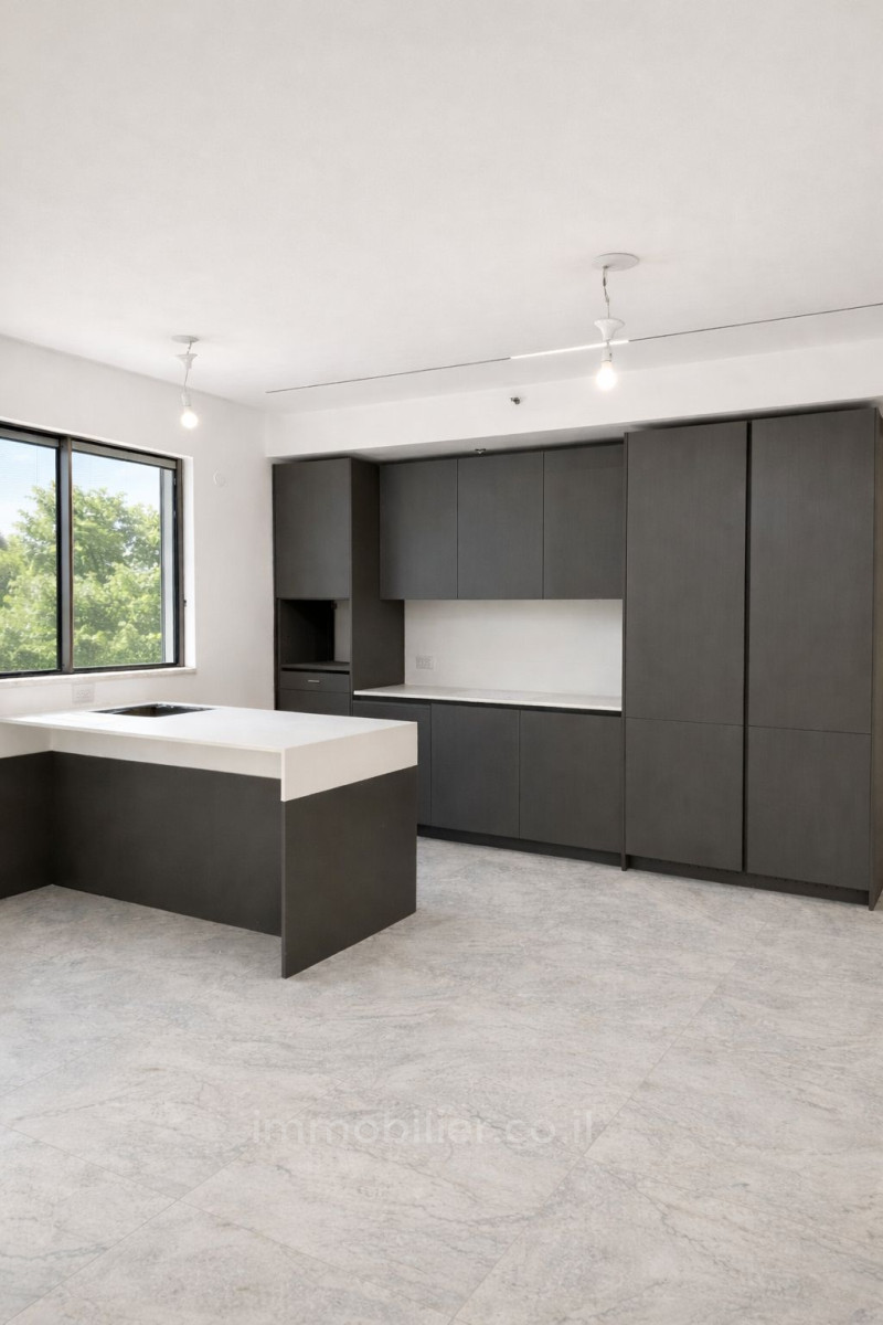 Wohnviertel 4 pieces mamad terrasse parking neuf et fini immeuble neuf dans le vieux nord a 2 minutes du park hayarkon