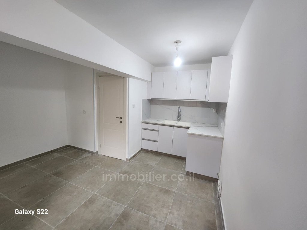 Wohnviertel Superbe 2 pieces remis a neuf ideal pour jeune couple