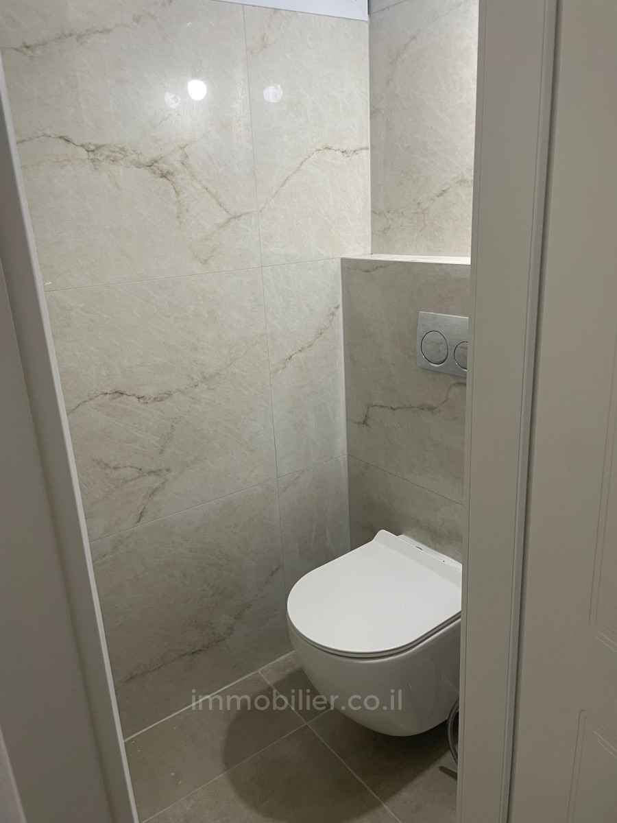 Wohnviertel Superbe 2 pieces remis a neuf ideal pour jeune couple