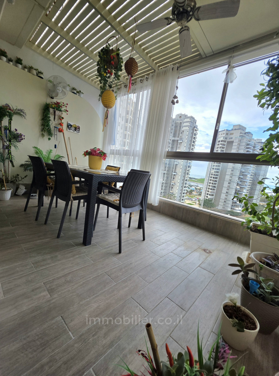 Wohnquartier Appartement 4 5 pieces avec vue mer dans le complexe gan hair bat yam