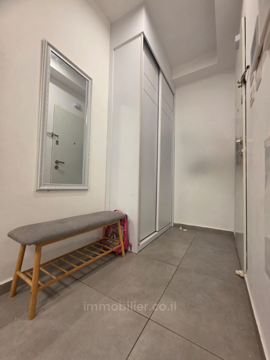 Wohnquartier Appartement 3 pieces moderne a vendre emplacement ideal a bat yam