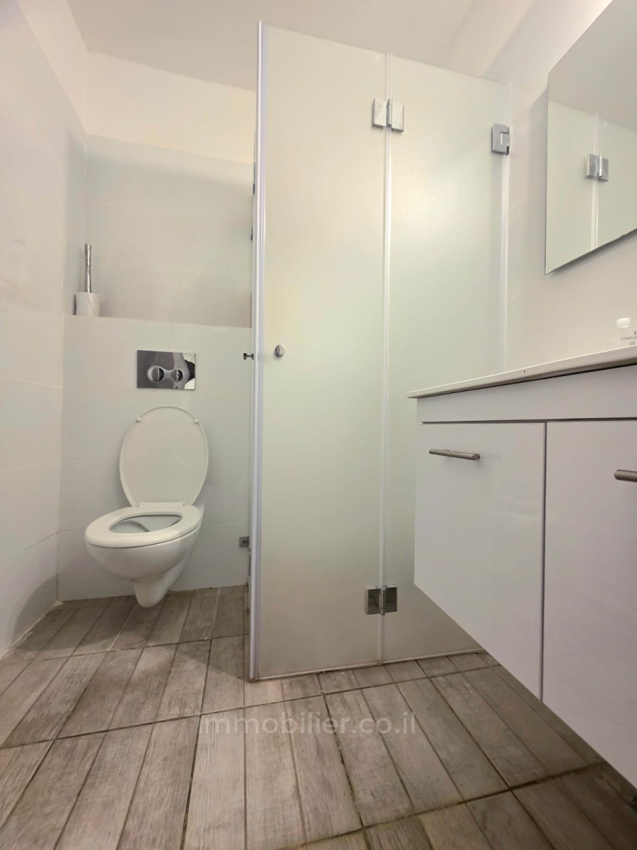 Wohnquartier Appartement 3 pieces moderne a vendre emplacement ideal a bat yam