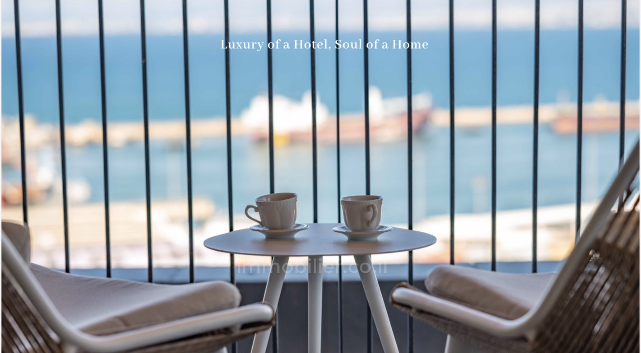 Dzielnica mieszkaniowa Appartements parfaits et meubles avec vue sur la mer et les jardins bahai entierement meubles et deja loues pour y vivre ou pour investissement