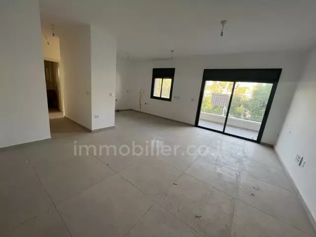 Apartamento 4 cômodos Jerusalém Moshava Germanit
